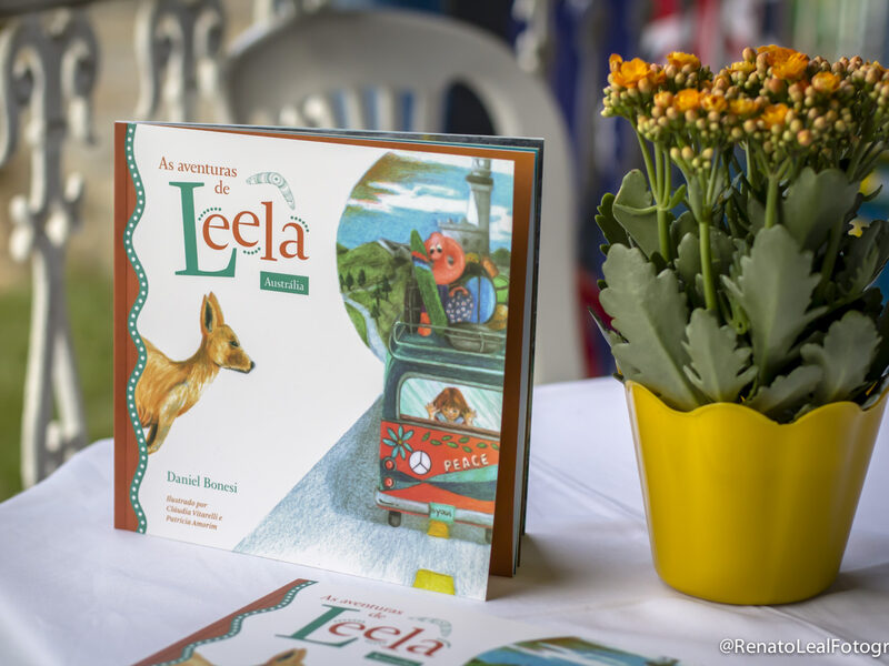 As Aventuras de Leela — livro físico